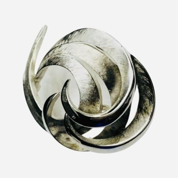Vintage Trifari Silver Two Toned Swirl Women’s Brooch,Trifari Antique Pin - Picture 5 of 5
